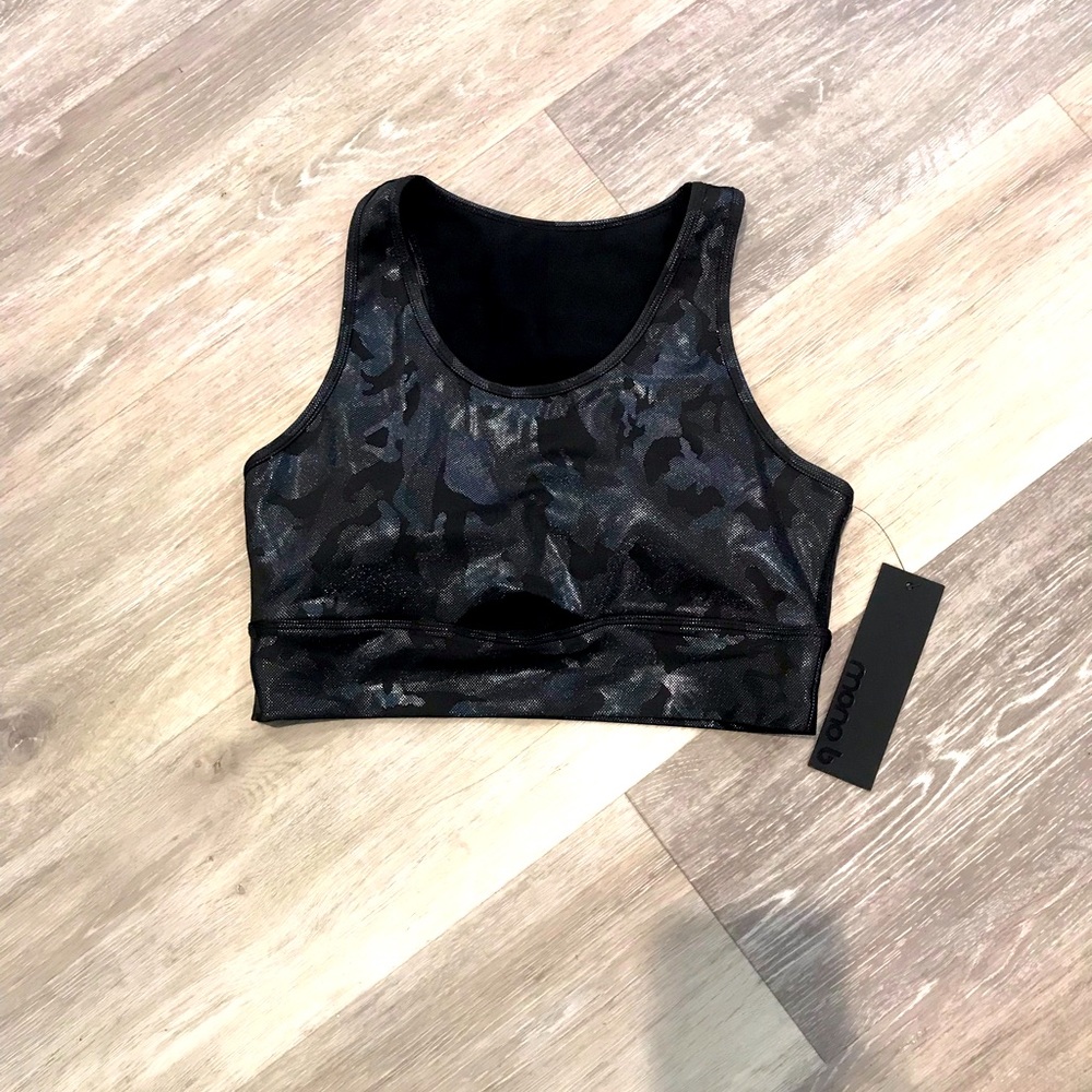 Sports top
